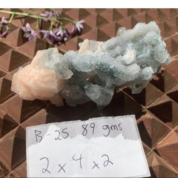 Dreaming Child Apophyllite, Stilbite, Chalcedony - Picture 4 of 7